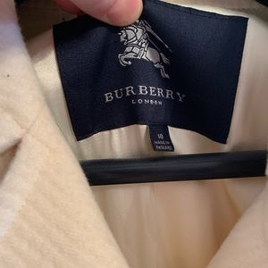 Beautiful ❄️winter white❄️ Burberry ribbed wool coat